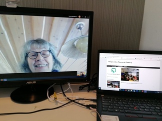 Kotisivuja tekemässä 5.3.21 Reumaliiton Satu Marjakankaan opastuksella